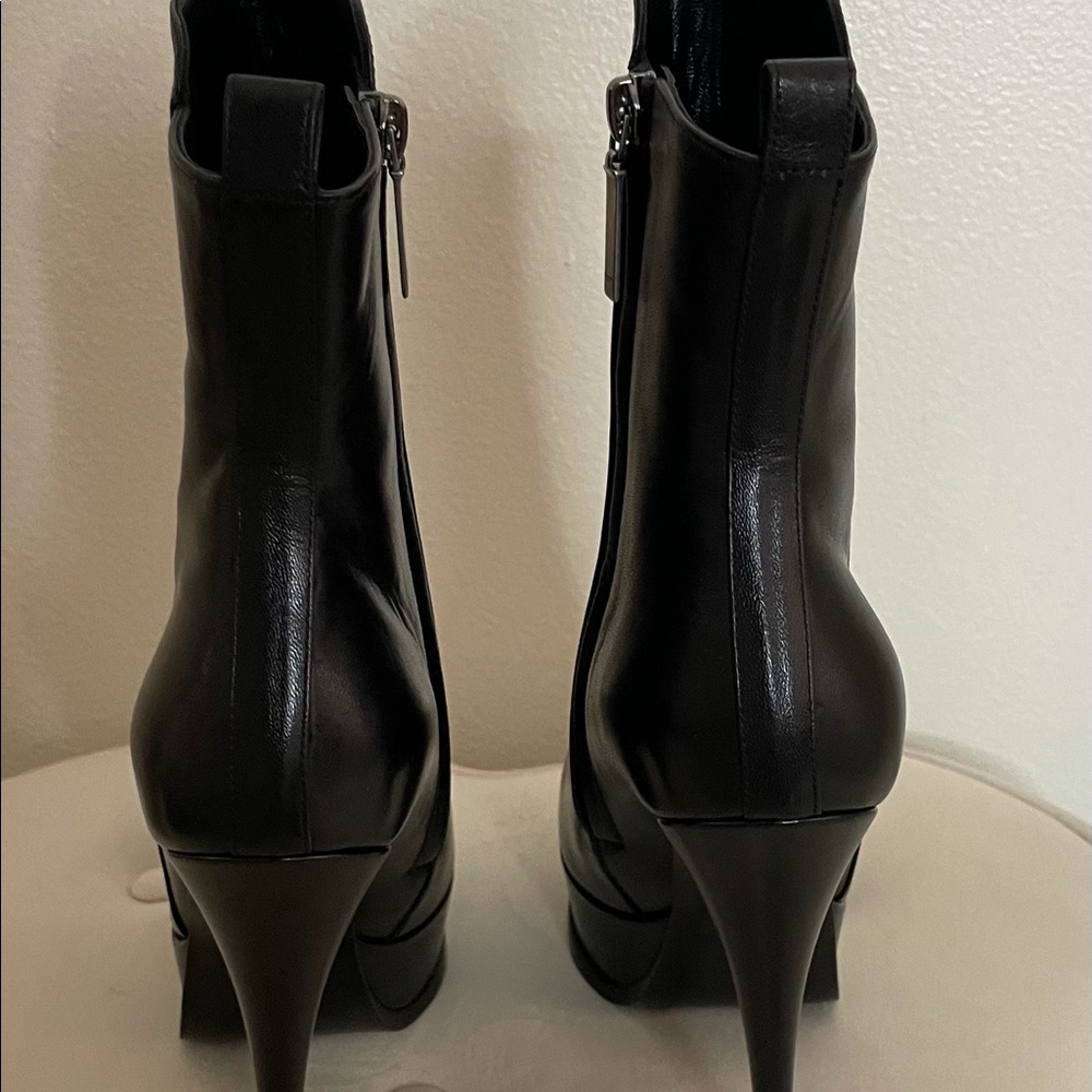 Yves Saint Laurent Black Ankle Boots - Picture 3 of 8